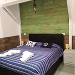 Marina Club בית הארחה גיארדיני נאקסוס