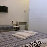 Marina Club بيت ضيافة جيارديني ناكسوس