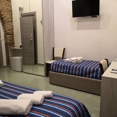 Penzion Marina Club Giardini Naxos