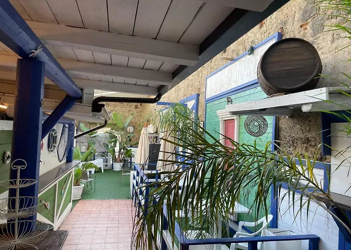 Marina Club Guest house