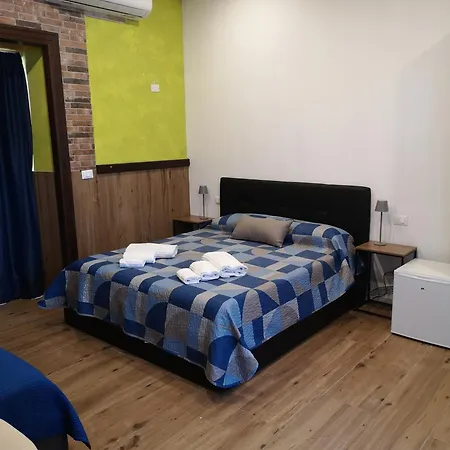 בית הארחה Marina Club 3*