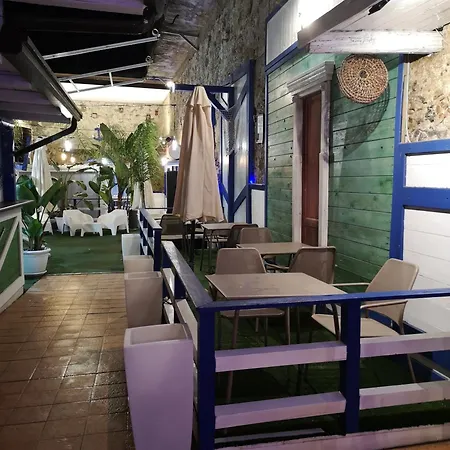 בית הארחה Marina Club